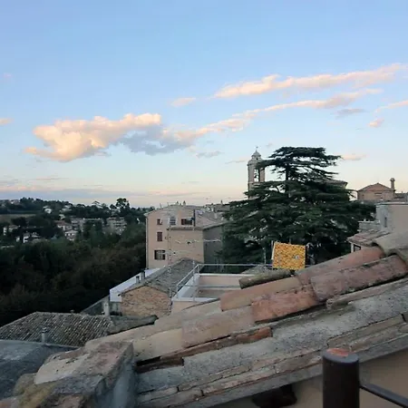 Palazzo Meraviglia Diffuso 호텔 코리날도